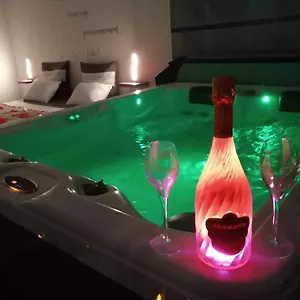  Appartement Nuit Romantique Avec Jacuzzi Privatif Proche Toulouse